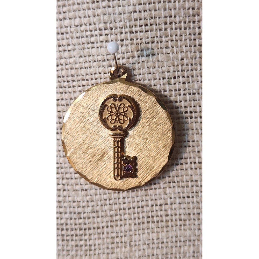 Vintage Avon President's Club 10k Gold Filled Key Pendant Charm 1 1/8" 11g